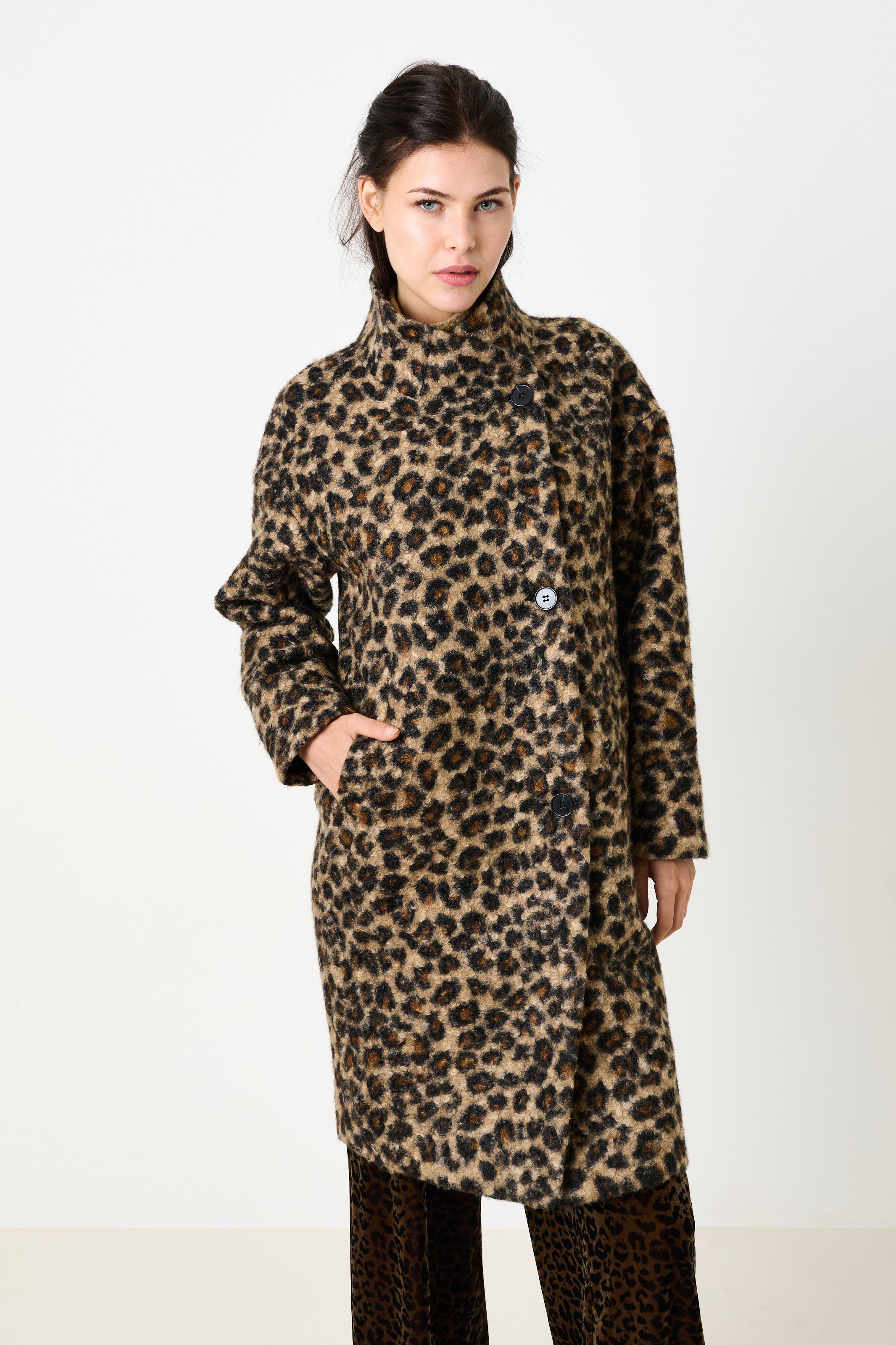 Louche Coats for Women – New Season Statement Styles 5 DONALDA ANIMAL TEDDY BLACK 12