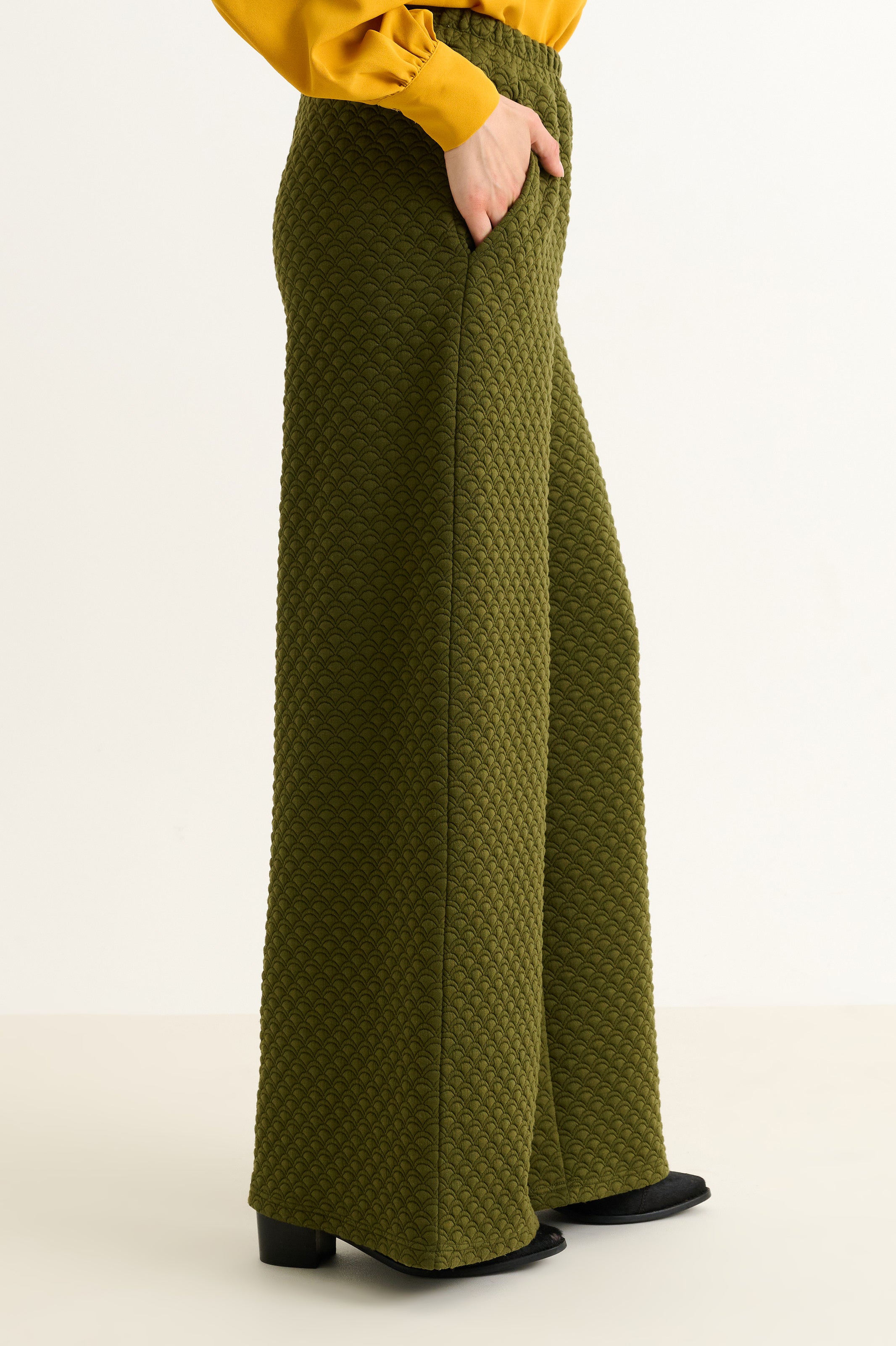 The Autumn Edit from Louche – New Season Dresses, Jumpsuits & Jackets 8 FLORY SCALLOP MOSS GREEN 1