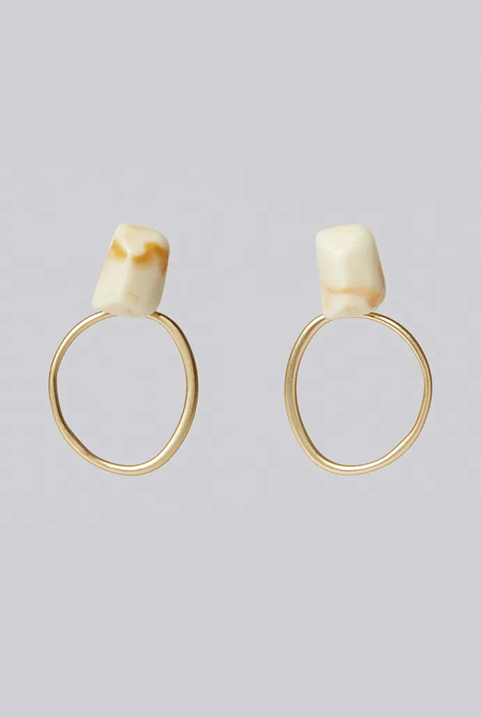 Mahol White Stone Matte Gold Hoop Earrings