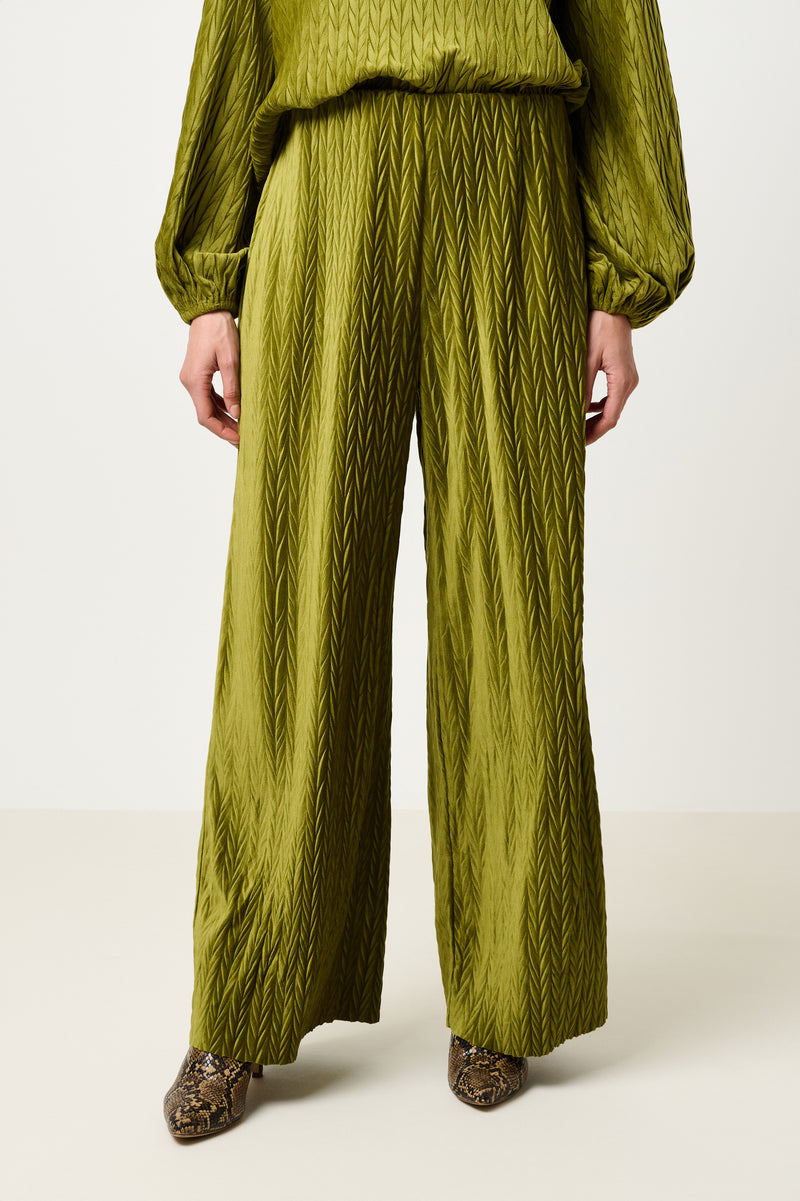 Melvin Velvet Pleat Trouser - Kiwi - Front