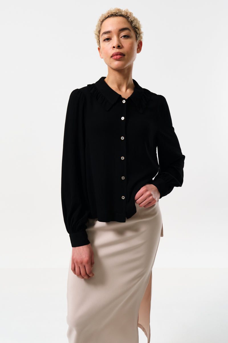 Padma Long Sleeve Shirt in Black - Front