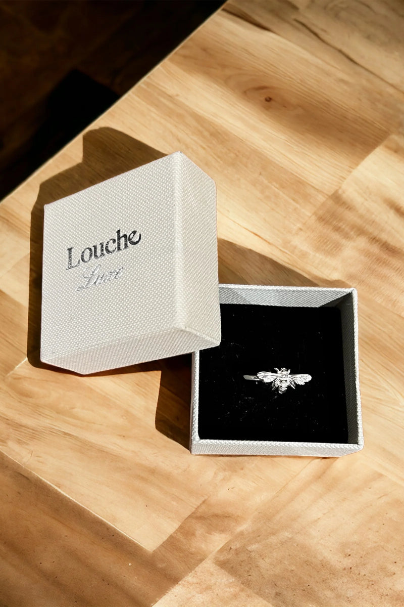 Elizabeth Bee Silver Ring - Front