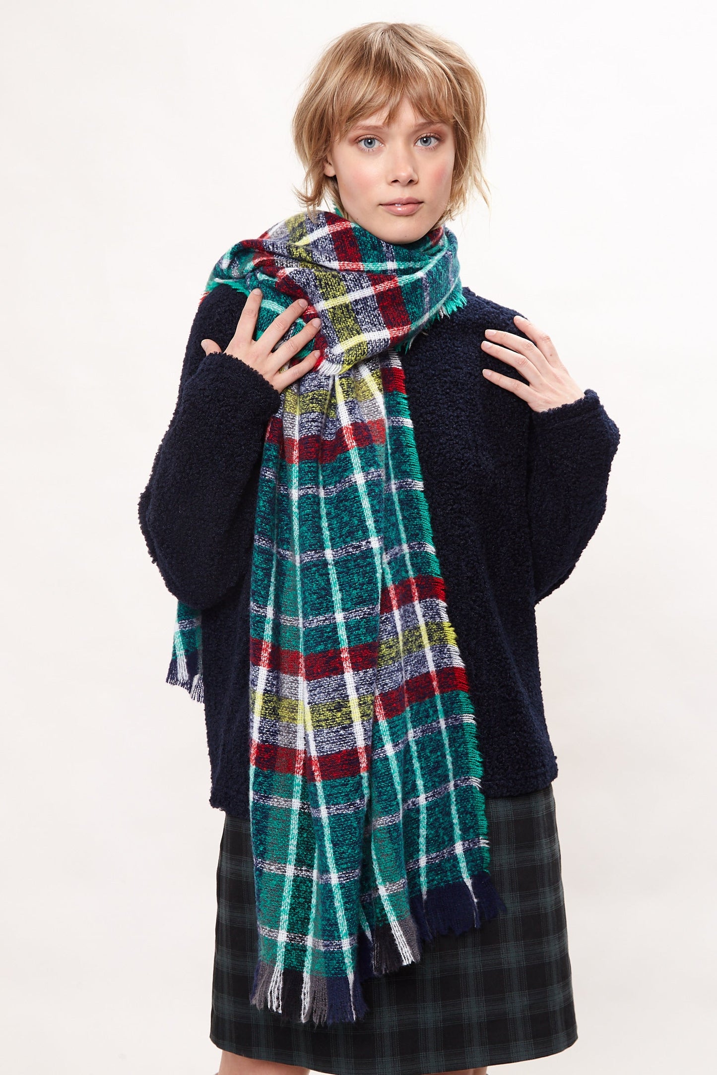 Louche Clodagh Warm Handle Checked Scarf With Fringed Edge - Green