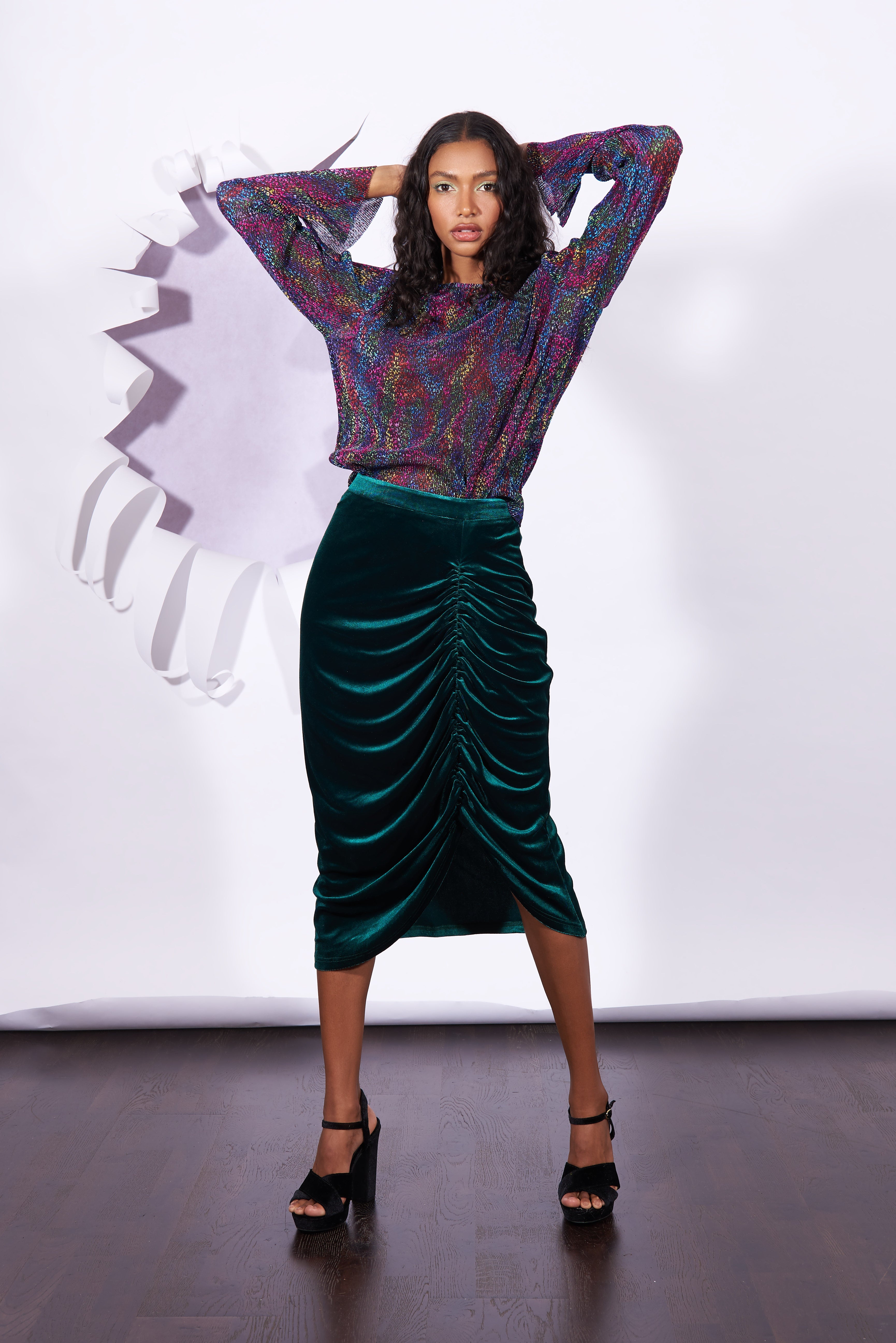 Helka Velvet Ruched Mini Skirt
